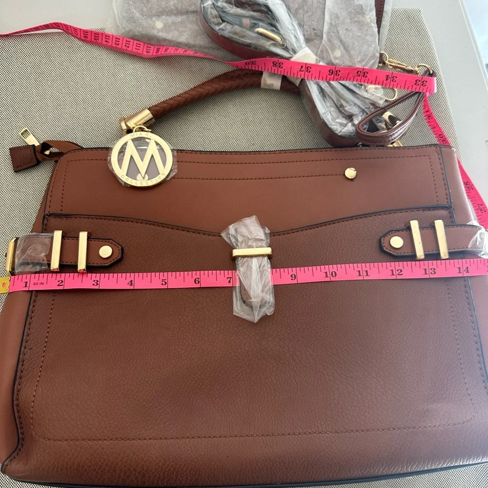 NWT MIA K. Collection Women's Leather Brown Handbag/Crossbody with Wristlet - Picture 15 of 15